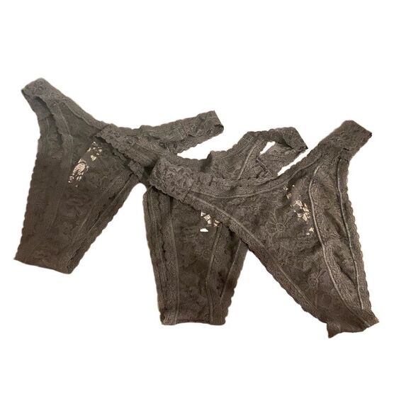 Victorias Secret M set of 3 NWT black lace Brazilian thong panties - Picture 1 of 6